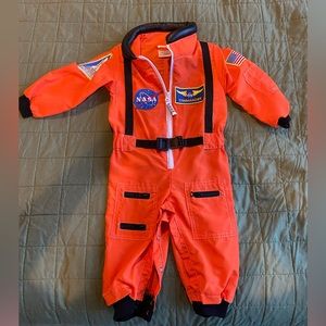 NASA astronaut Halloween costume size 18M!